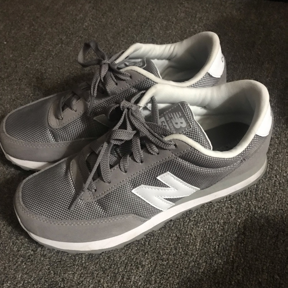 New balance shoes size 8. Worn once